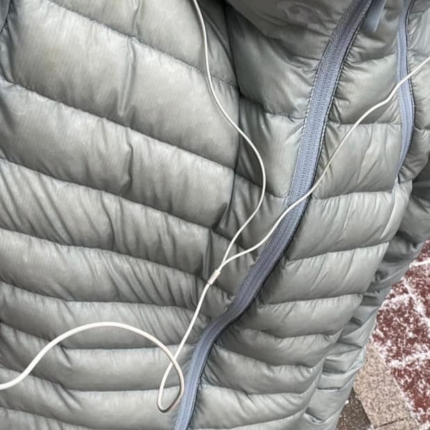 산산기어 Suffix Puffer Jacket Sky Blue 23fw