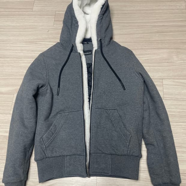 정품 한글택 무스너클 버니스웨터 여성M