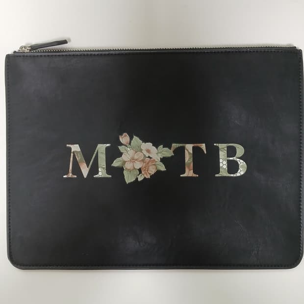 맨온더분 가죽 클러치백