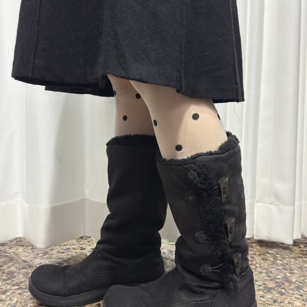 avv duffle fur boots