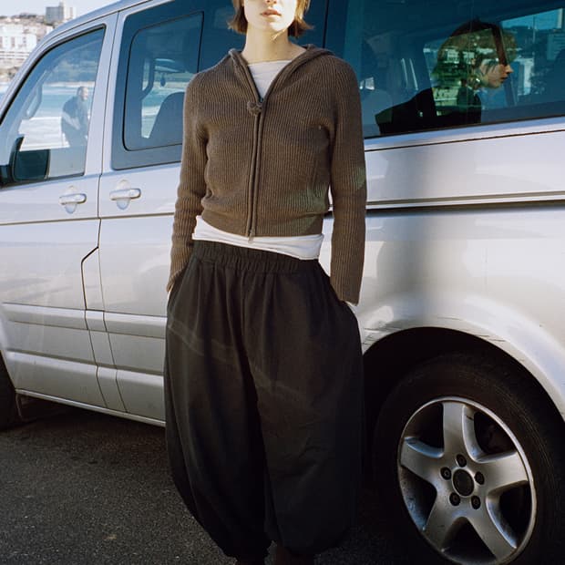 부디무드라 벨 후드 울 가디건 초콜릿칩