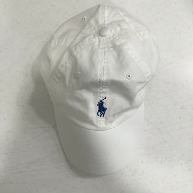 폴로 볼캡