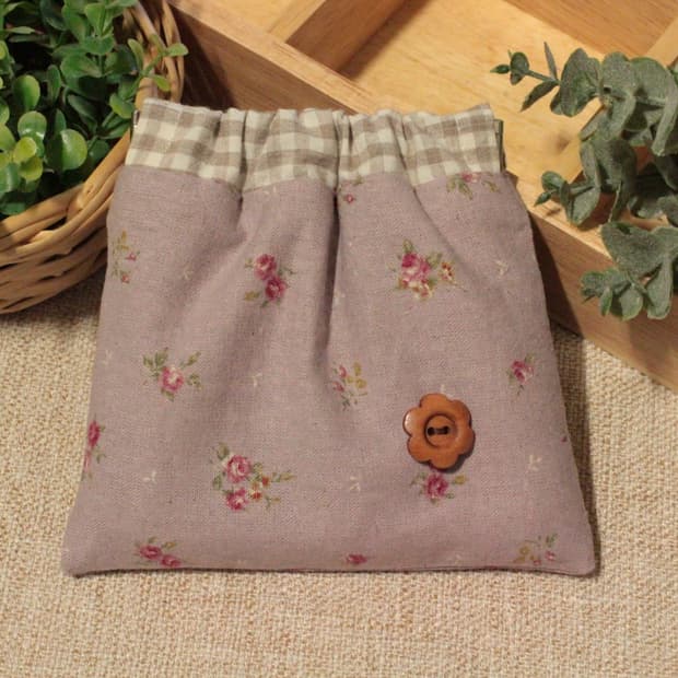 핸드메이드 단추 바네 파우치