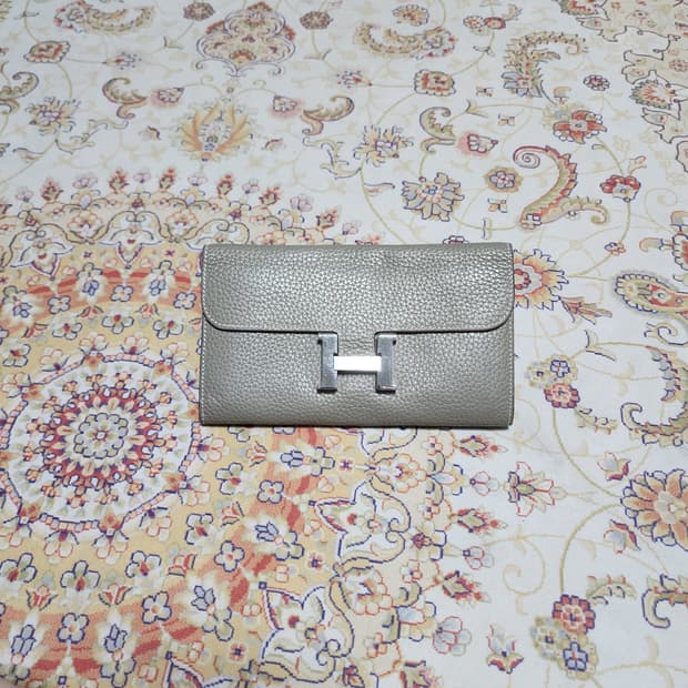 에르메스 콘스탄스 장지갑

