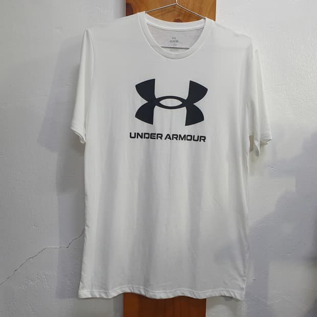 언더아머 러닝 반팔티(95)