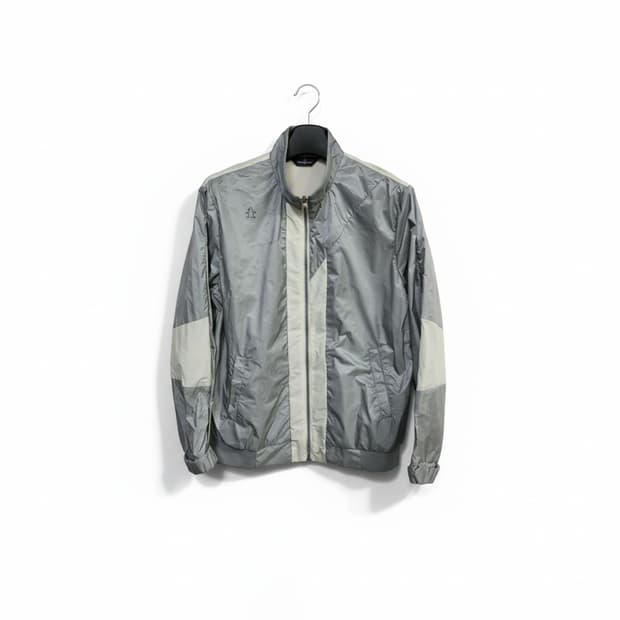 먼시웨어 남성 바람막이 점퍼 실버