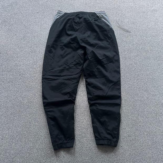 나이키 블랙/그레이 트랙팬츠1