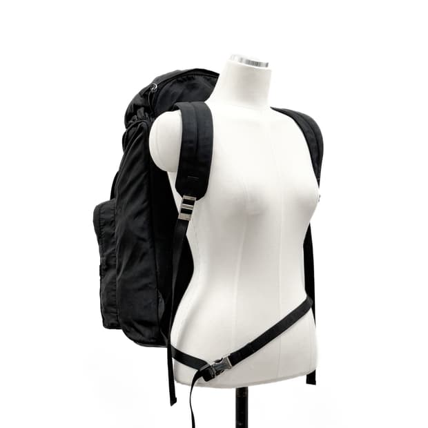 프라다 V136 나일론 멀티포켓 백팩