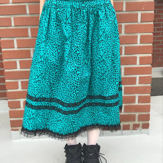 vintage leopard pattern lace skirt