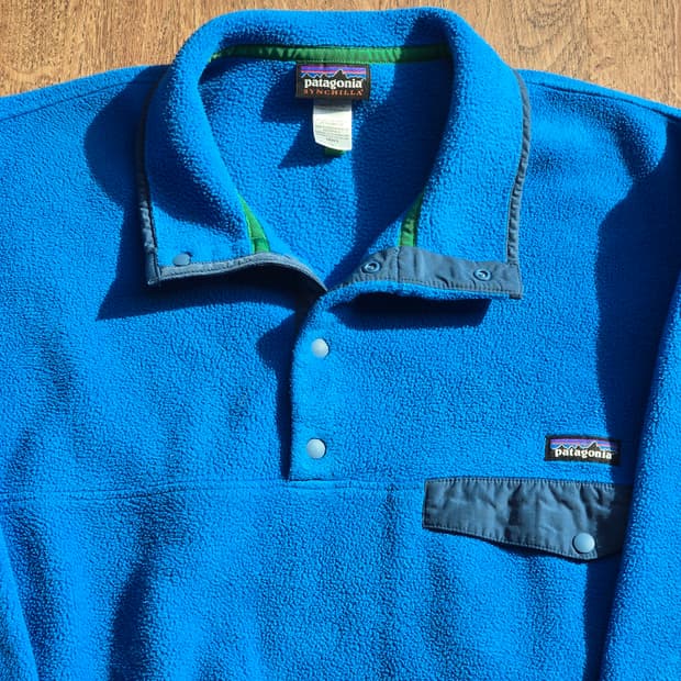 파타고니아 신칠라 스냅티 블루/네이비 L 헤비웨이트