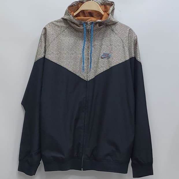 NIKE 나이키 SB 윈드브레이커 후드 자켓 / 남 100 

