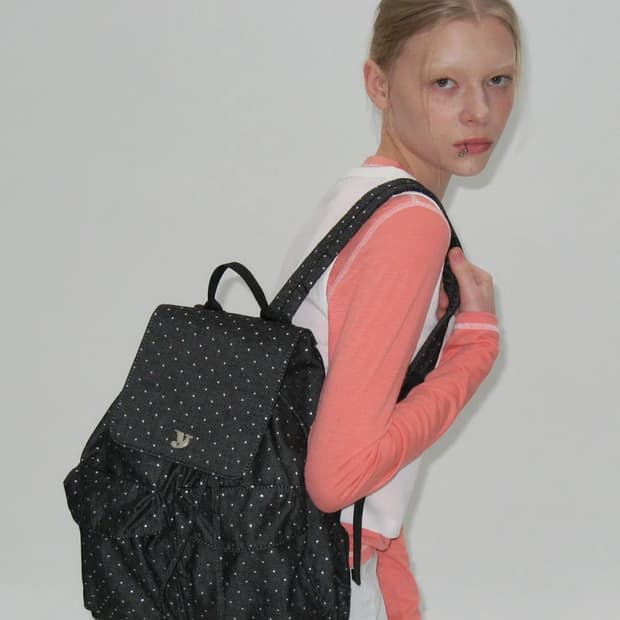 여밈 백팩 스타 블랙 