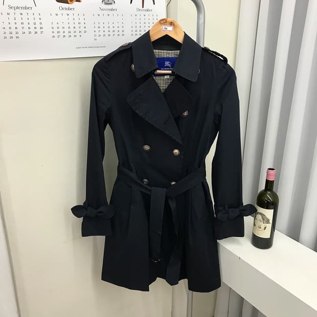 버버리 은장 더블 트렌치 코트