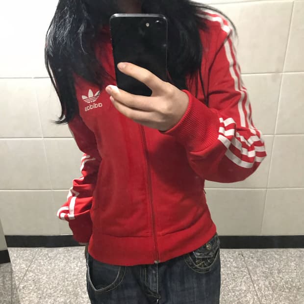 아디다스 빨간색 져지