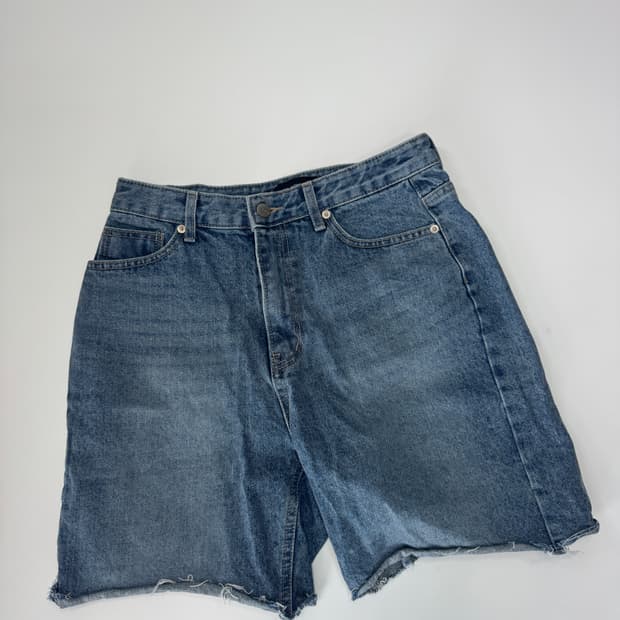 여성 블랙업 빈티지 워싱 데님 하프팬츠