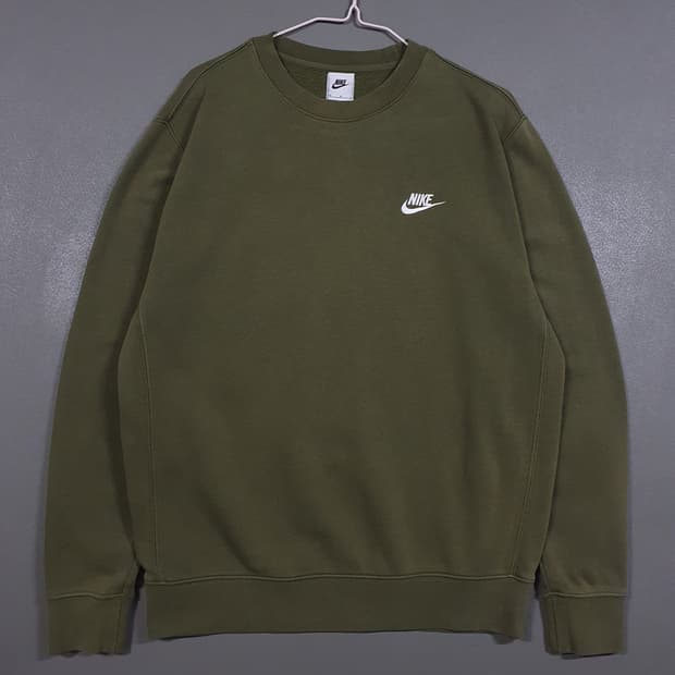 M (95) 나이키 신형 NSW 클럽 프렌치테리 맨투맨 스웻셔츠 카키