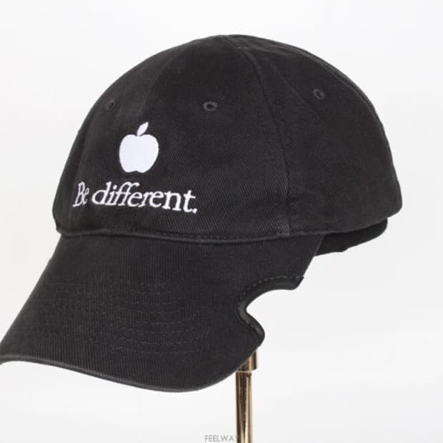 발렌시아가 애플 노치드 볼캡 59 라지