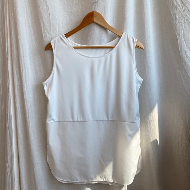 GU 화이트 슬리브리스탑(M)