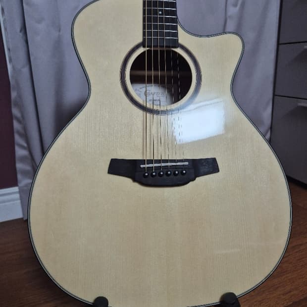 크래프터 HT-250C/N 기타