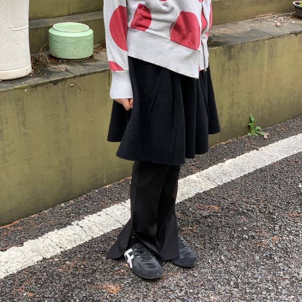 엠포리오 아르마니 플레어 블랙 울 스커트