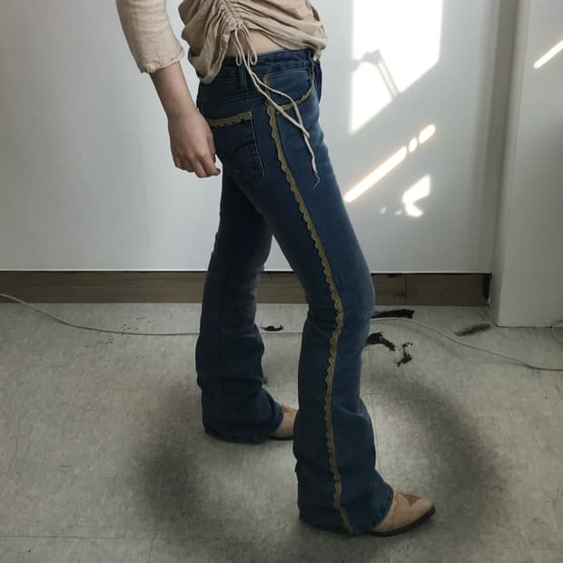 빈티지 레이스 부츠컷 데님팬츠