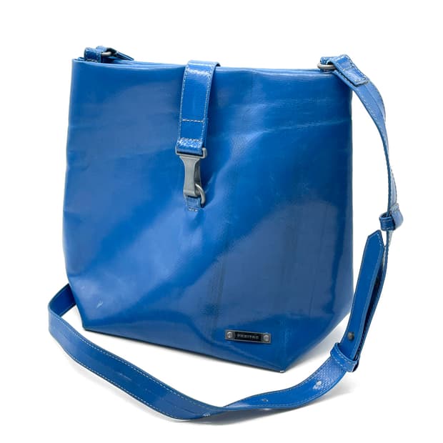 프라이탁  R124 버드