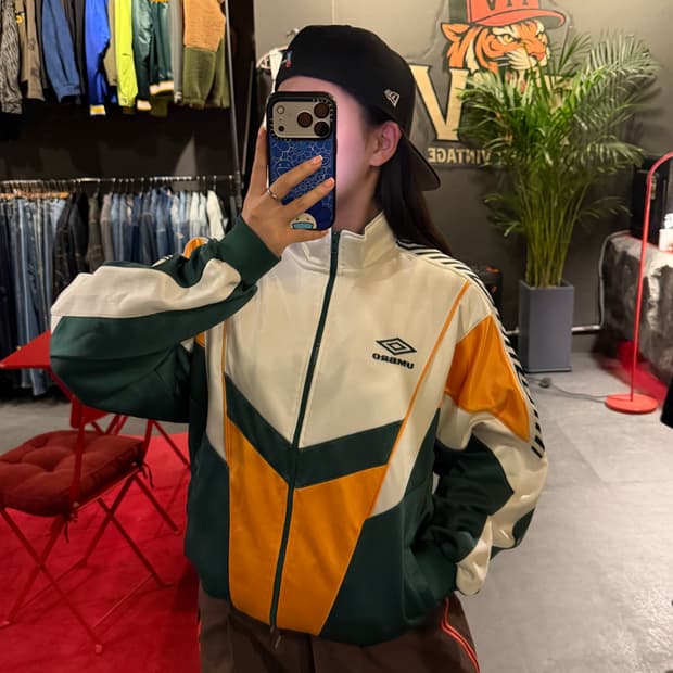 엄브로 배색 트랙탑 자켓