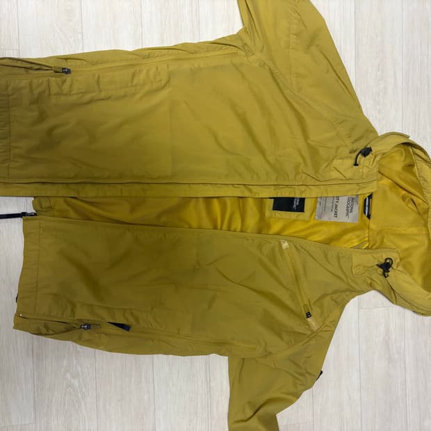 내셔널 지오그래픽 바람막이