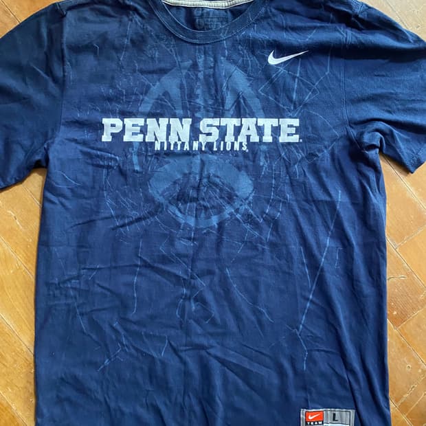 나이키 펜스테이트 반팔 티셔츠 L (100)