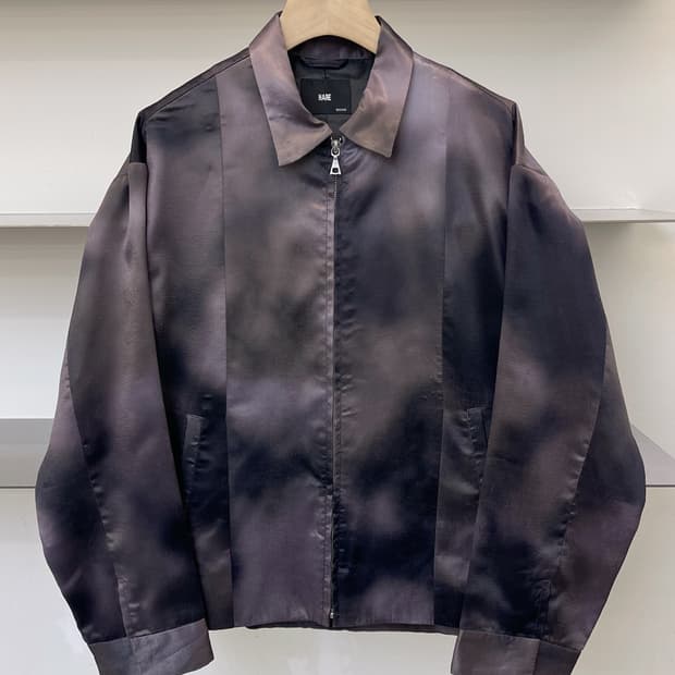 하레 그라디언트 새틴 집 자켓