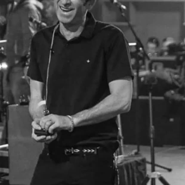 생로랑 아카이브 애로우 벨트