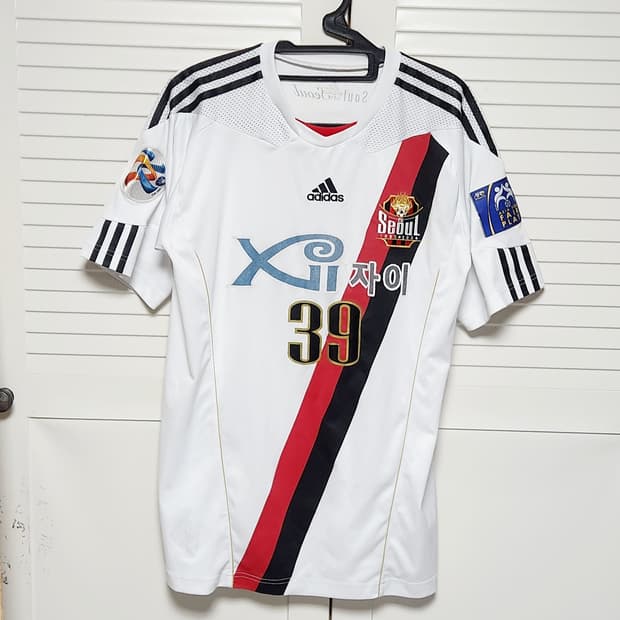 아디다스 서울FC 11-12 아챔 유니폼 반팔 no.39 이승용