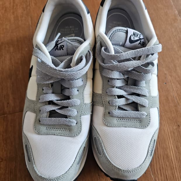 나이키 에어 볼텍스(1회착용) 255