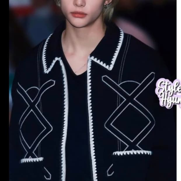 MURRA 무라 패치워크 블루종 2사이즈 판매 스키즈 현진 착용