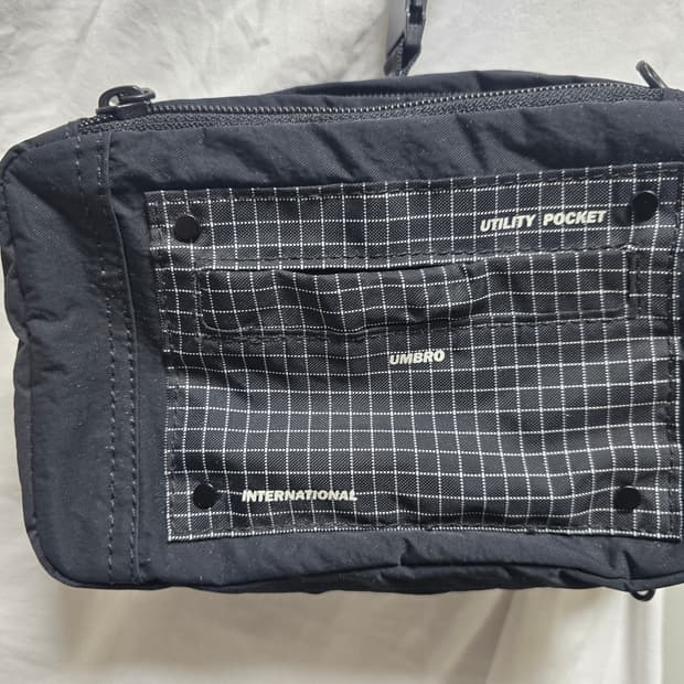 엄브로 크로스백 미니파우치 