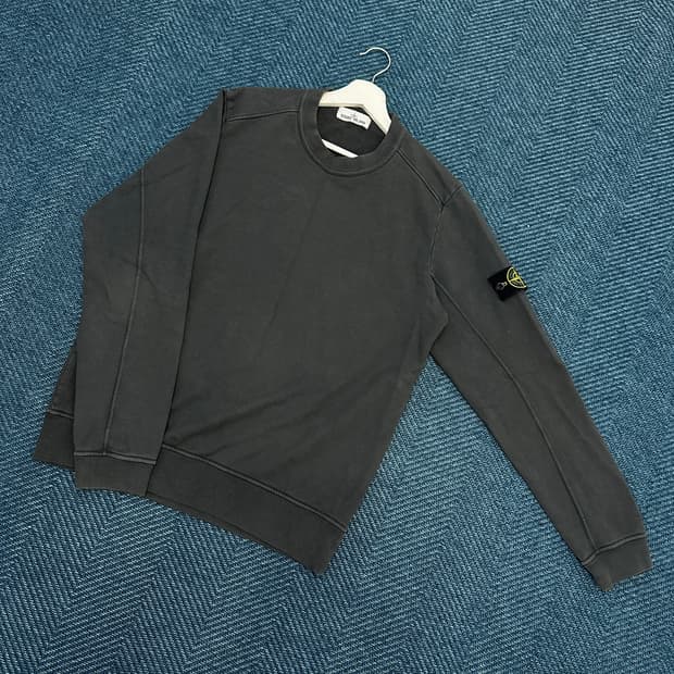 [XL] 스톤아일랜드 맨투맨