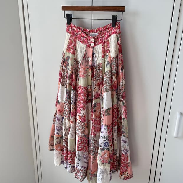 Togetheri 잔꽃 패치워크 레이스 스커트