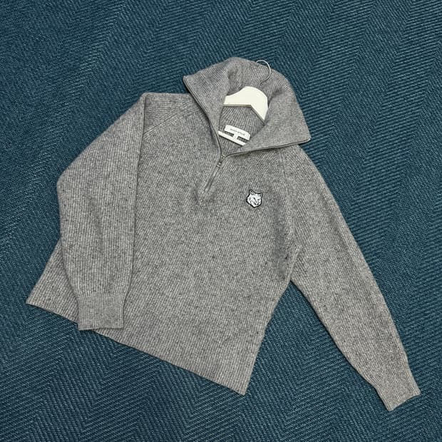 [실측여성L] 메종키츠네 반집업 니트