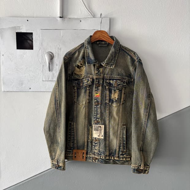 빈티지 워싱 & 디스트레스 데님자켓