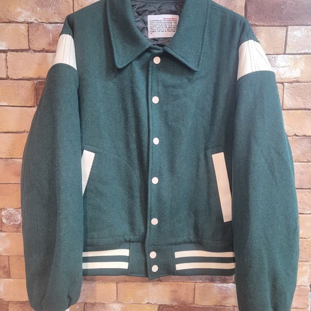 벌스데이수트 바시티 자켓 M