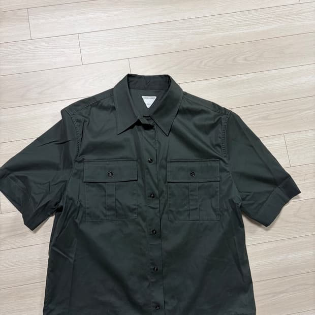 보테가 반팔셔츠 48 사이즈