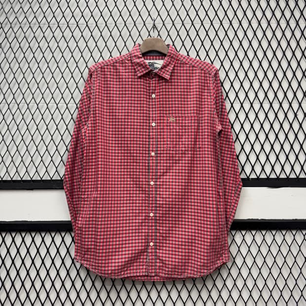 버버리 도트 체크 긴팔 셔츠 금장 로고 원포켓 디테일 레드