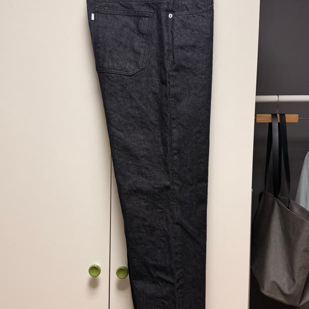 [M] 26ss 유스 스트레이트 데님 워시드 블랙