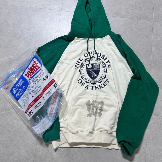 테켓 후드티