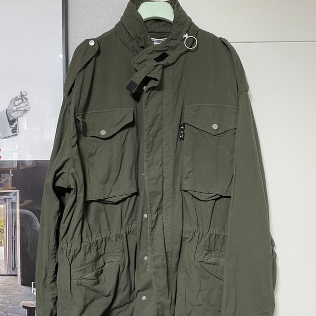 오프화이트 애로우 로고 필드 자켓