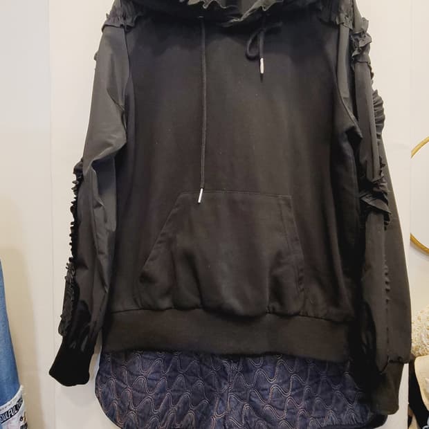 마크제이콥스 프릴후드티. 퀼팅본딩 팬츠