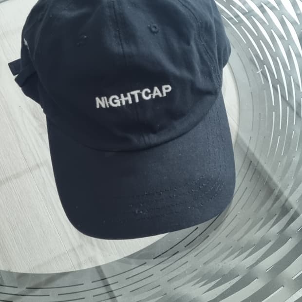 NIGHTCAP x Sunday School 베이직 볼캡 (블랙)