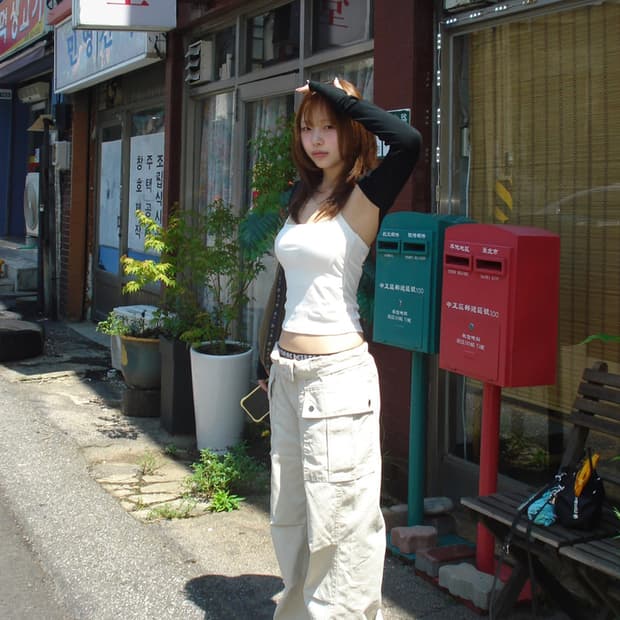 아워캐비넷 drake dying pants