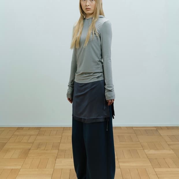 코이세이오 후드티