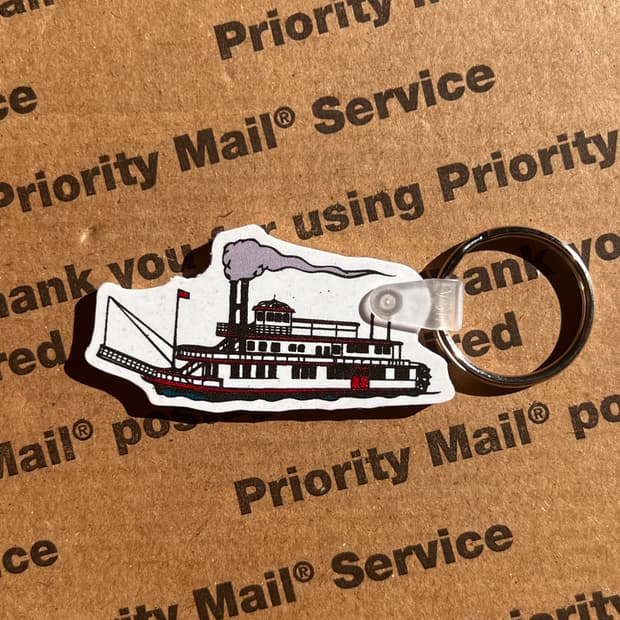 90s vtg Steamboat Keyring